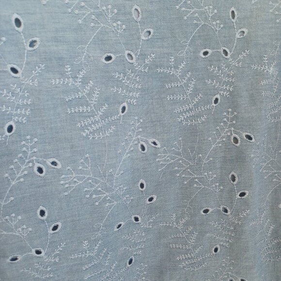 CJ Banks Top Blue Cotton Eyelet Lace Popover Womens 1X - Picture 6 of 13
